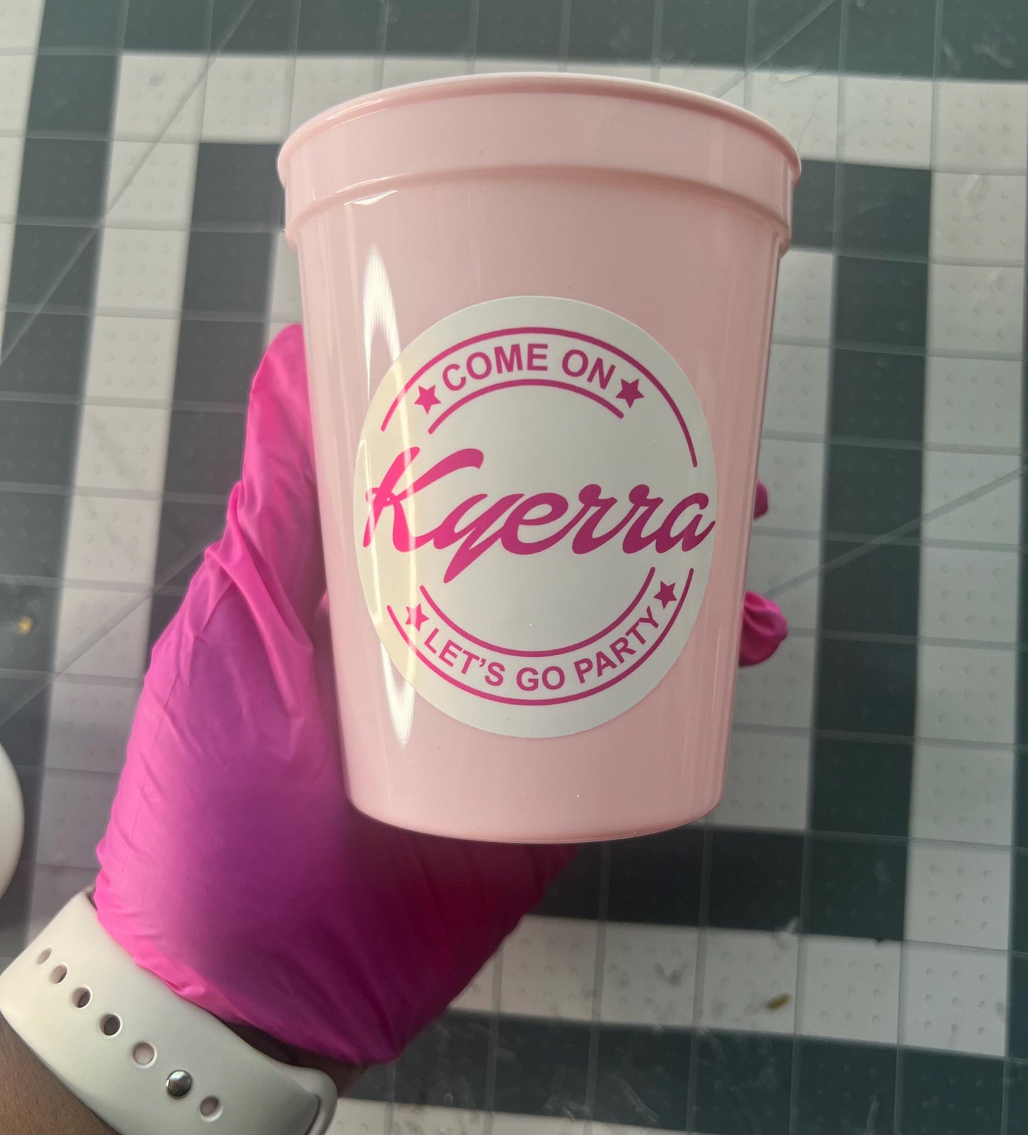 Pink Doll Favor, Barb Stadium Cup, Dolly Cup, 16 oz Doll Cup