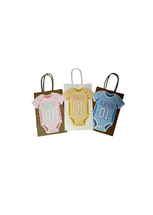 Baby Shower, Personalized Gift Bag, Onesie Gift Bag, Jersey Design, Baby Party Favors, First Birthday, Custom Name, White Bag, Kraft Bag, Matte Design, Gift Packaging